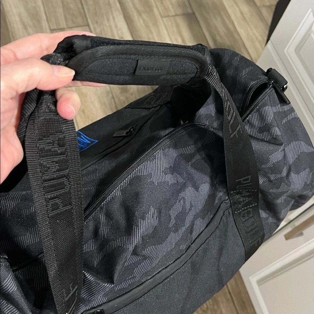 Puma Black/Camo Golf Barrel Sports Bag NWT
